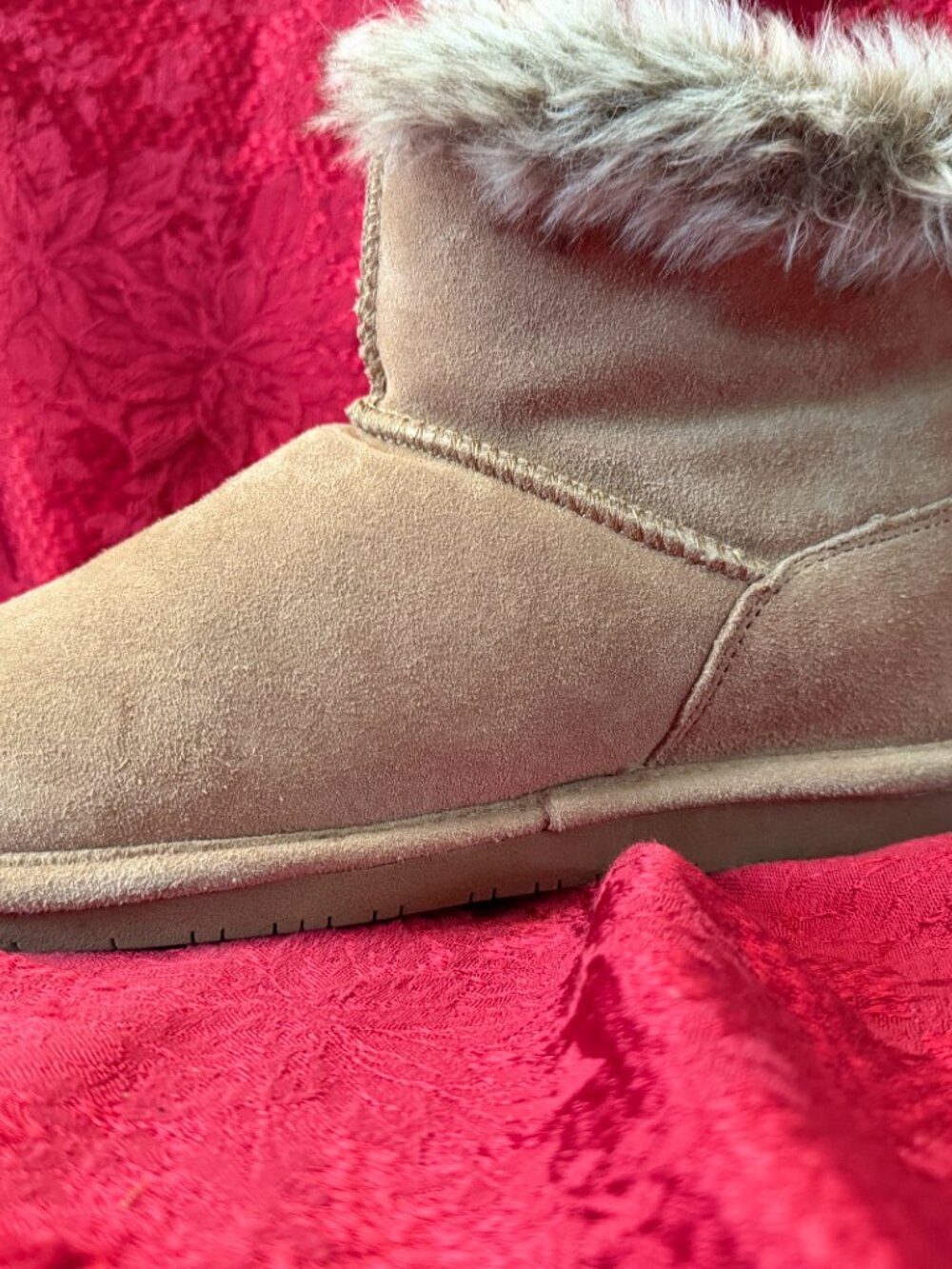 BearPaw Tan Suede Helaina Ankle Boots with Faux Fur Trim Sz 7 - Picture 10 of 11